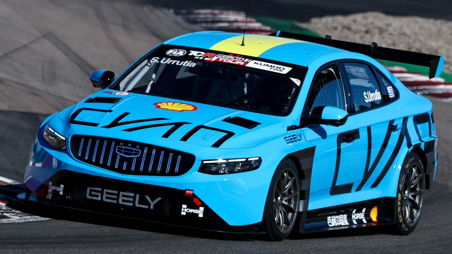 Santiago Urrutia confirma su plan 2026 anunciando su participación en el TCR World Tour con el Geely Cyan Racing