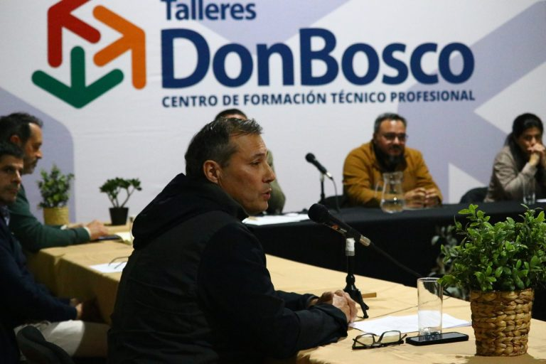 Electrificar el futuro: la formación técnica, el eslabón pendiente de la transición eléctrica uruguaya